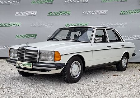 Mercedes-Benz 250 Automatik, 6 Zylinder, Oldtimer