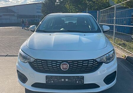 Fiat Tipo 1.4 16V EASY