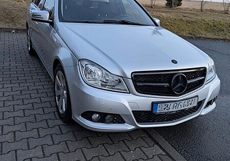 Mercedes-Benz C 220 CDI T - AT-Motor / Standheizung / SHZ