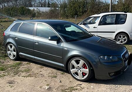 Audi A3 2.0 TFSI quattro S line Sport. Sportback ...