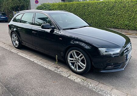 Audi A4 B8 2.0 TDI Avant / 2x S line / AHK / Xen