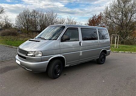 VW T4 Caravelle Volkswagen 2,5-l ACV Womo-Zul. 7 Sitze