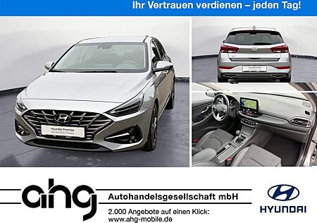 Hyundai i30 1.5 T-GDI Trend Navi Klima PDC Kamera Sitzhe