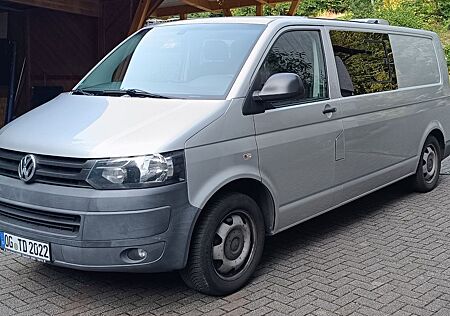 VW T5 Transporter Volkswagen T5 langer Radstand Camper AT-motor 28000 km