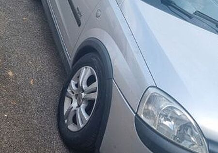 Opel Corsa 1.2 16V Njoy Njoy