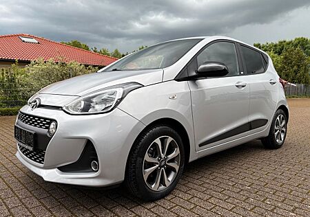Hyundai i10 PASSION + KLIMAAUT. NAVI PDC DAB LRHZ+SHZ