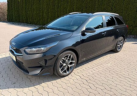 Kia Cee'd Sportswagon Ceed SW 1.5 T-GDI Platinum *AHK*Leder*Memory*