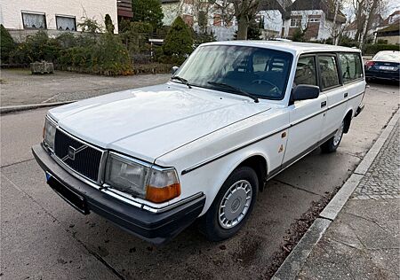 Volvo 245