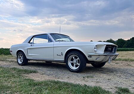 Ford Mustang 289cui V8 Coupé 68er