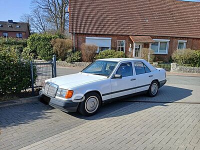 Mercedes-Benz 230 2.3 Benzin*Automatik*Schiebedach*uvm.*
