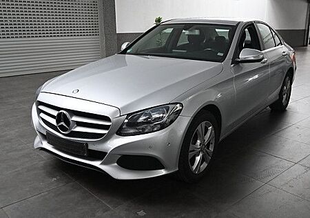 Mercedes-Benz C 180 Navi PDC Sitzhz Tempomat