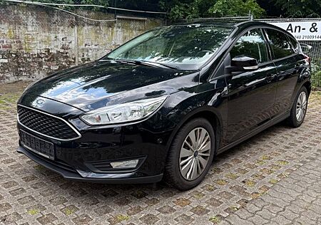 Ford Focus 1,0 EcoBoost 74kW Titanium SHZ PDC NAVI