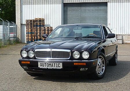 Jaguar XJ6 300 Automatic top Zustand Garage Tüv Neu