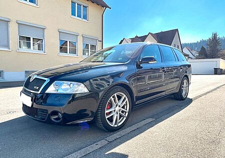 Skoda Octavia RS Combi 2.0 TDI Xenon sehr gepflegt