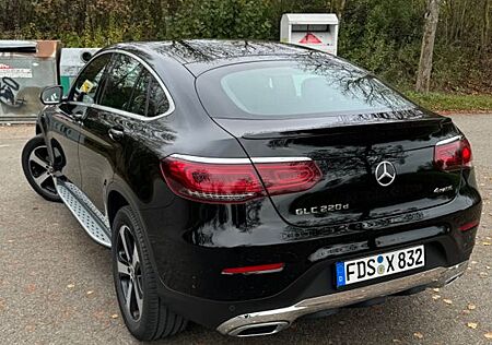 Mercedes-Benz GLC 220 d 4MATIC Coupé Autom AMG-line Sportpaket