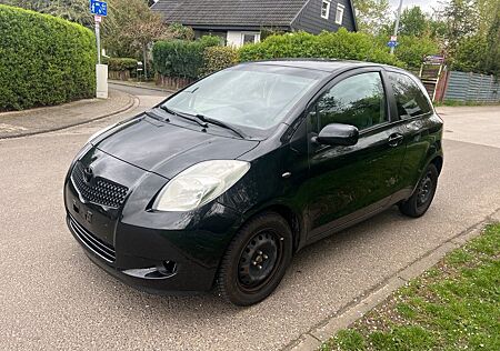 Toyota Yaris 1,0-l-VVT-i Cool Euro 4 Klima