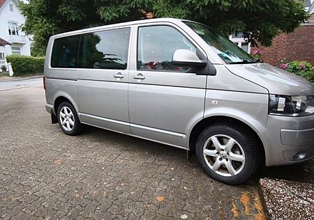 VW T5 Multivan Volkswagen Highline 4motion