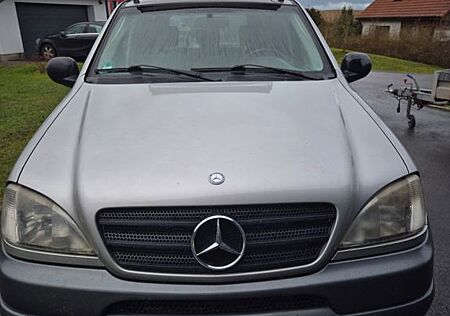 Mercedes-Benz ML 320 Baujahr 1999