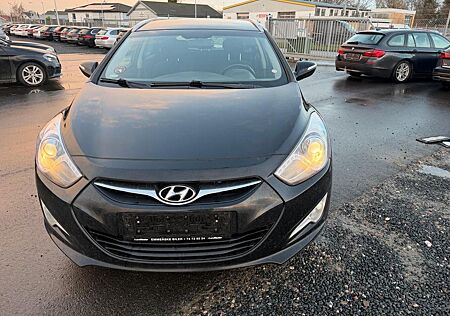 Hyundai i40 1.7 CRDi 85kW blue Trend
