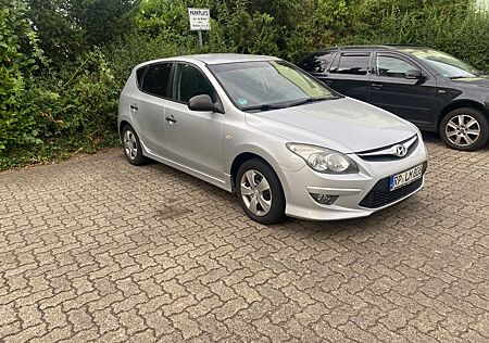 Hyundai i30 1.6 CRDi 66 kW Classic Classic
