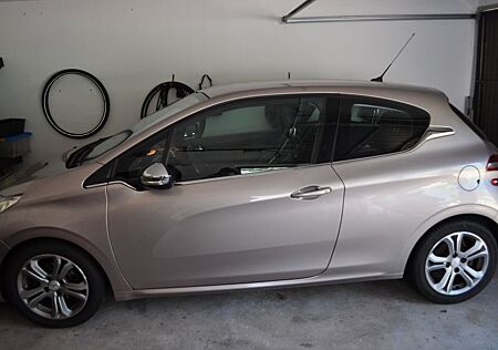 Peugeot 208 1.4 Active 95 VTi Active