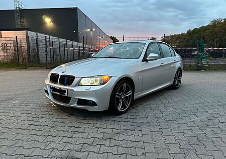 BMW 330d M Paket Xenon Handschalter Sitzheizung