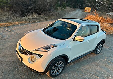 Nissan Juke 1.6 Tekna Xtronic 2WD