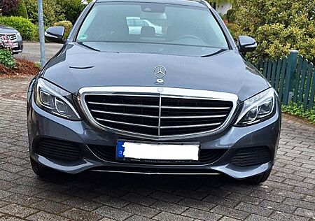 Mercedes-Benz C 220 D, EXCLUSIVE, Automatik, Pano, Navi