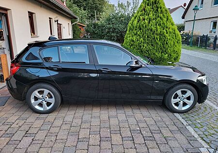 BMW 118i Sport Line Sport Line