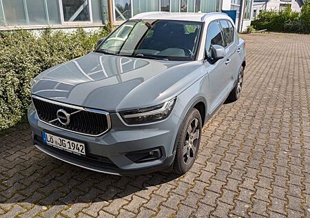 Volvo XC 40 XC40 D4 AWD Momentum Geartronic Gutachten