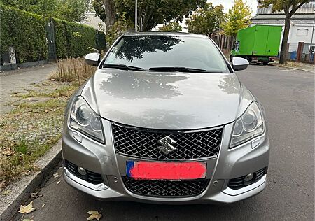 Suzuki Kizashi 2.4 SPORT CVT Allrad