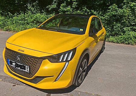Peugeot 208 Elektromotor 136 GT mit Sonderausstattung