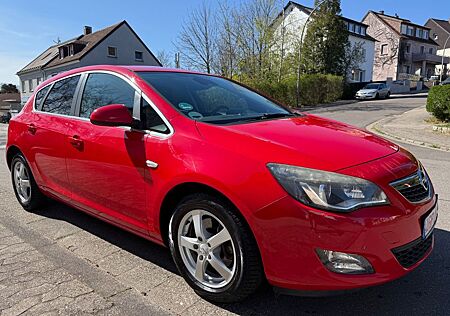 Opel Astra 1.6 Turbo*Sport*Klima*Xenon*Navi*SHZ*PDC*