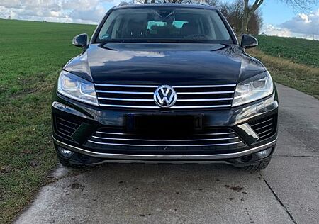 VW Touareg Volkswagen 3.0 V6 TDI SCR Exclusive Terrain Tec...