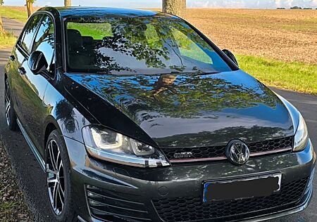 VW Golf Volkswagen 2.0 TDI DSG BMT GTD GTD