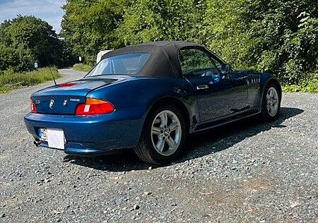 BMW Z3 Roadster 1.8 chrome - Line
