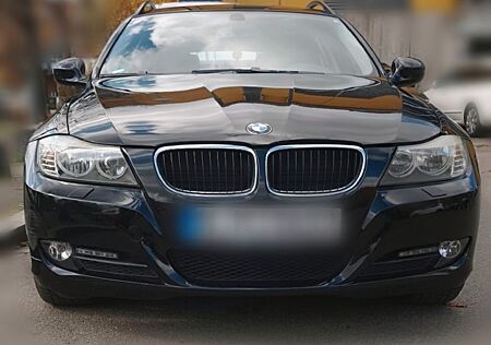 BMW 318i touring -