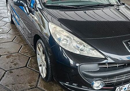 Peugeot 207 CC Roland Garros 150 THP Roland Garros