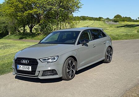 Audi A3 35 TDI sport Sportback Sline Virtual LED AHK