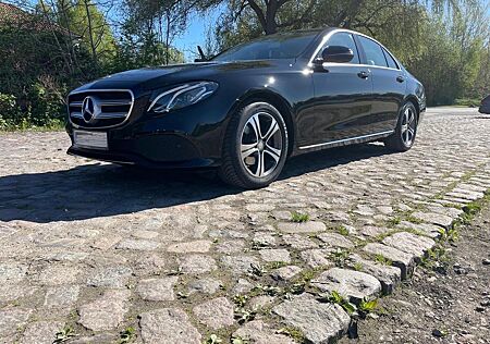 Mercedes-Benz E 200 E -Klasse Lim.