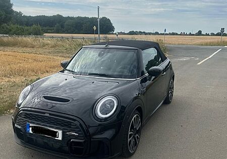 Mini Cooper S Cabrio 03/23 JCW Paket/ harman kardon
