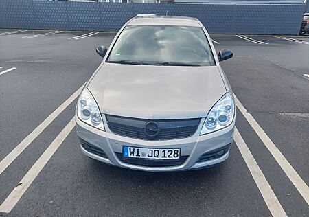 Opel Vectra 1.8 -