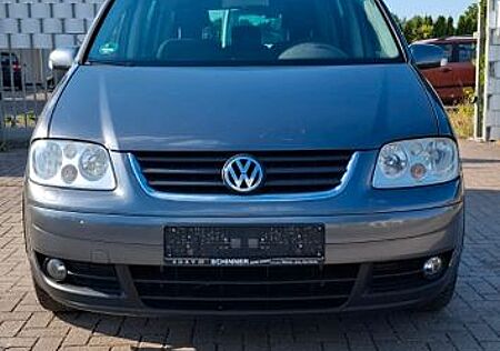 VW Touran Volkswagen Goal