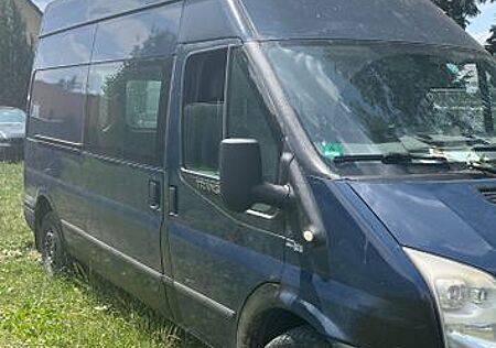 Ford Transit Courier