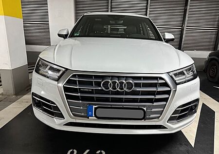 Audi Q5 2.0 TFSI S tronicQuattro sport*S Line*STH*AHK