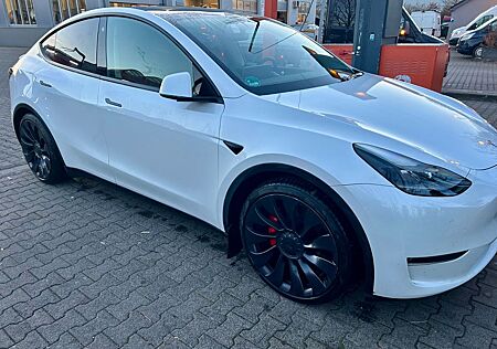 Tesla Model Y Perf. AHK - 534PS - Garantie - TÜV -1.Hd