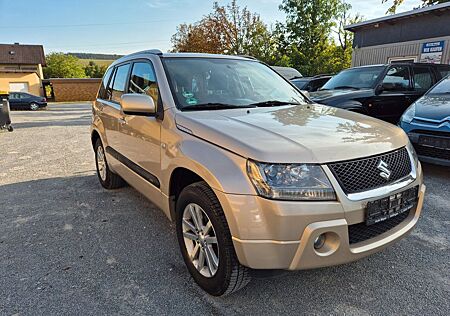 Suzuki Grand Vitara 2.0 Club4x4 mit Dif.Sperre !!!!