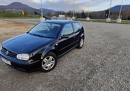 VW Golf Volkswagen 1.4 Special Special