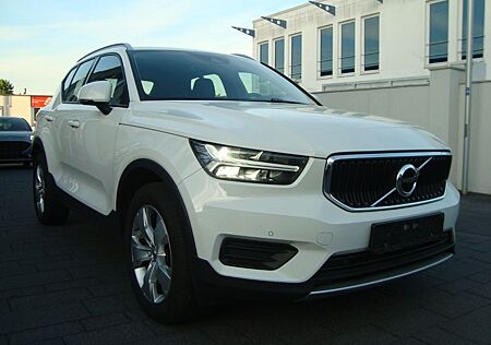 Volvo XC 40 XC40 Momentum Pro