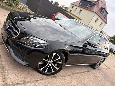 Mercedes-Benz E 300 E T-Modell E 300 de